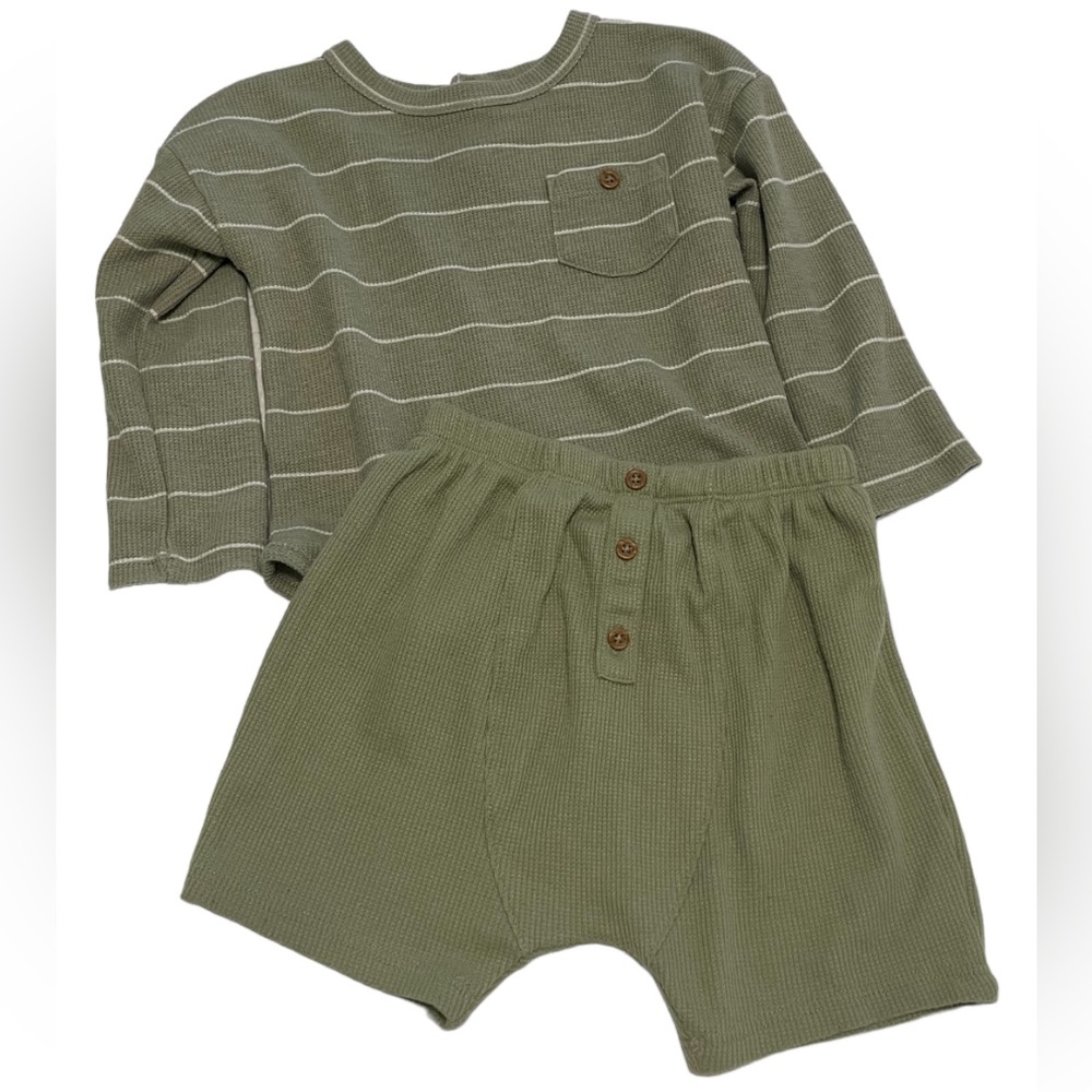 Grayson Collective 2 Piece Shirts and Shorts Toddler Set